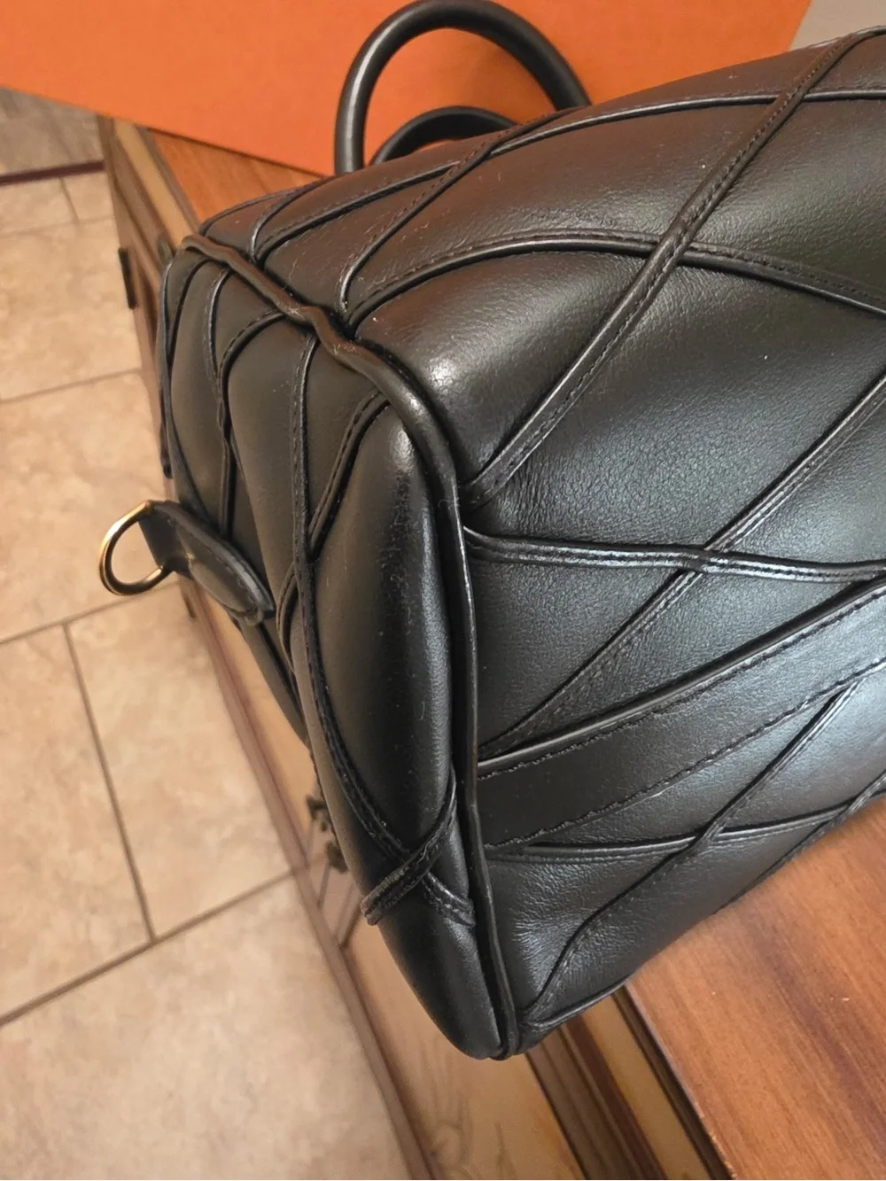 Louis Vuitton Speedy 25 Lambskin